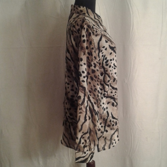 Alfred Dunner 10 animal print blouse MOP Button Front Sheer Leopard - Picture 6 of 8